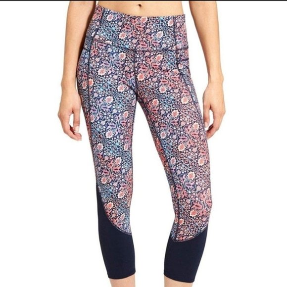 Athleta Pants - Athleta High Rise Tapestry Leggings Chaturanga